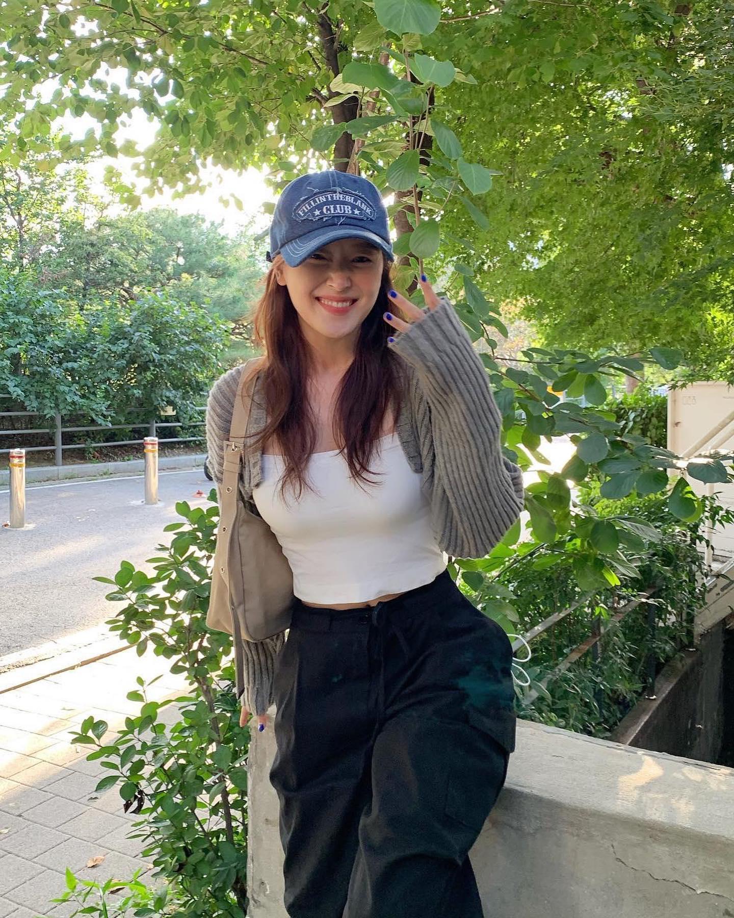 언니들 가을 코디🧢❣️포인트 볼캡 이미지