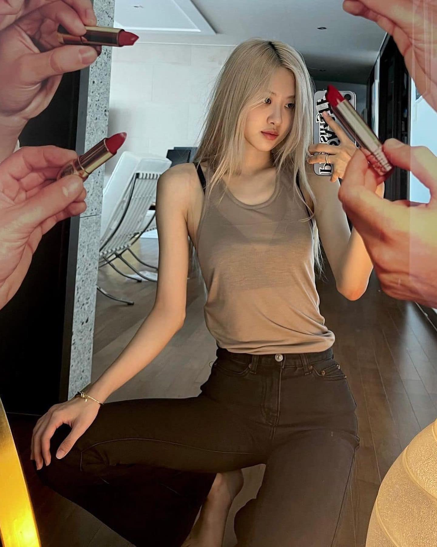 탱크탑에 데님@요렇게🖤👖 이미지