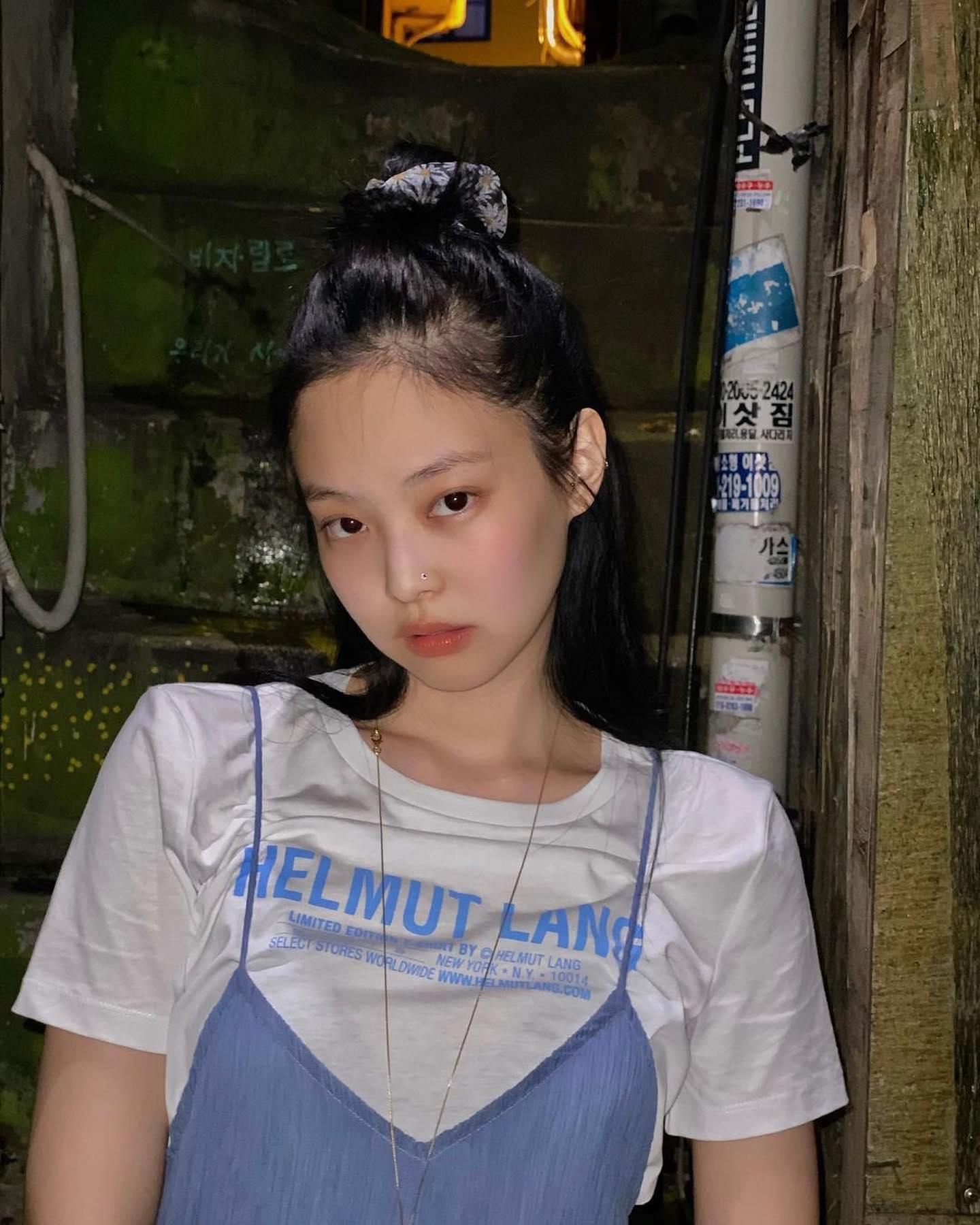 포인트로 딱인👕🤍헬무트랭 반팔 이미지