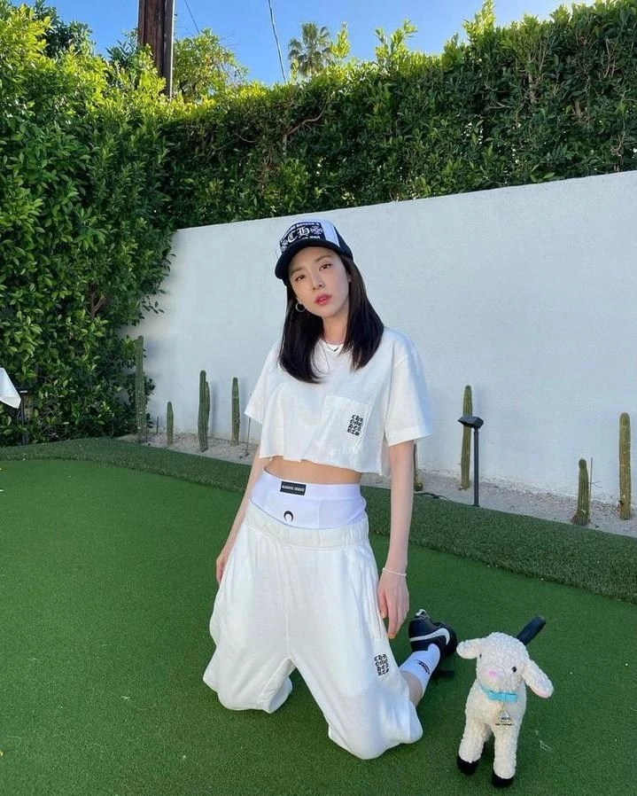 다라언니 힙한 패션 엿보기🫣🖤 이미지2