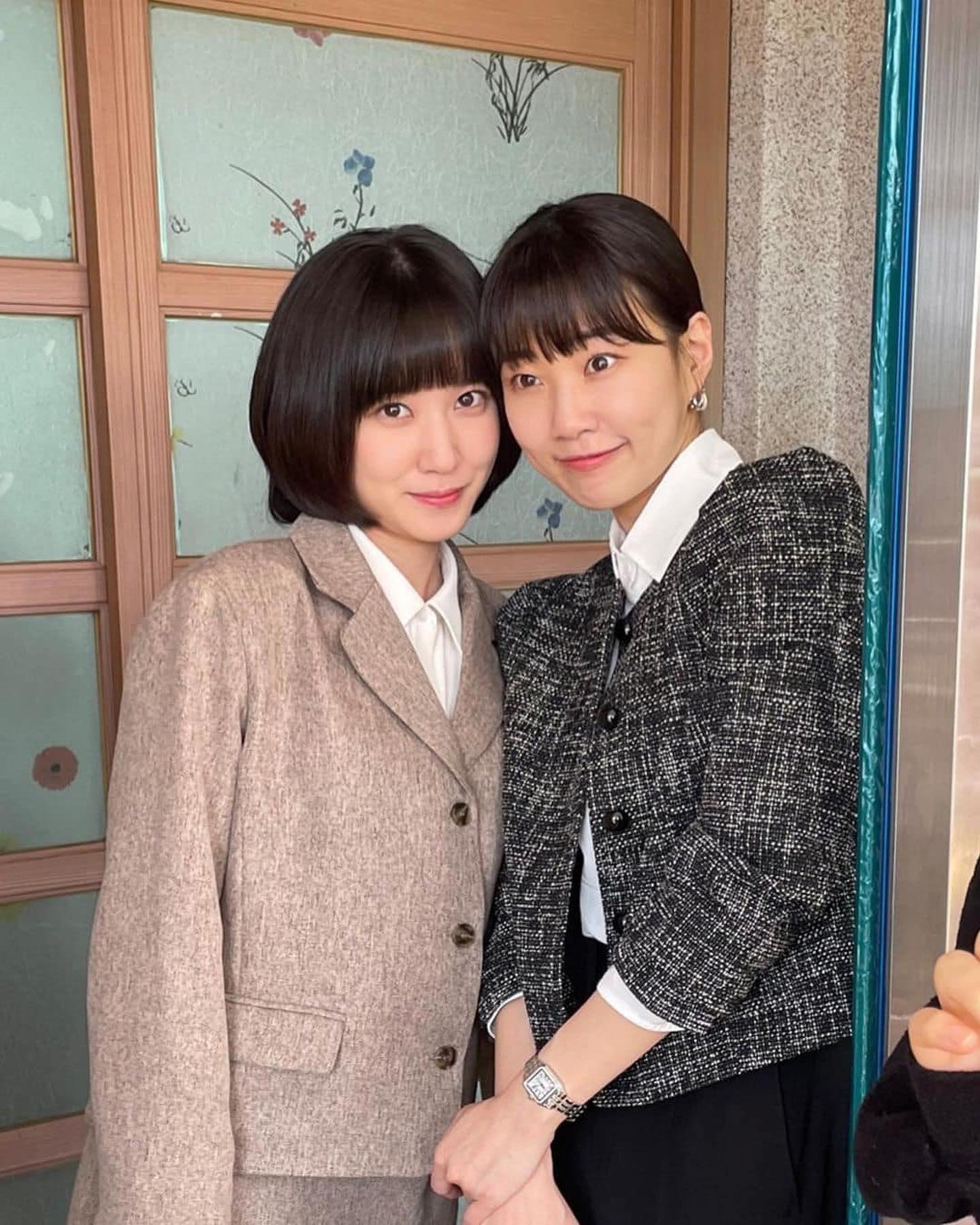 봄날의 햇살 같은 @하윤경🌞🌿 이미지4