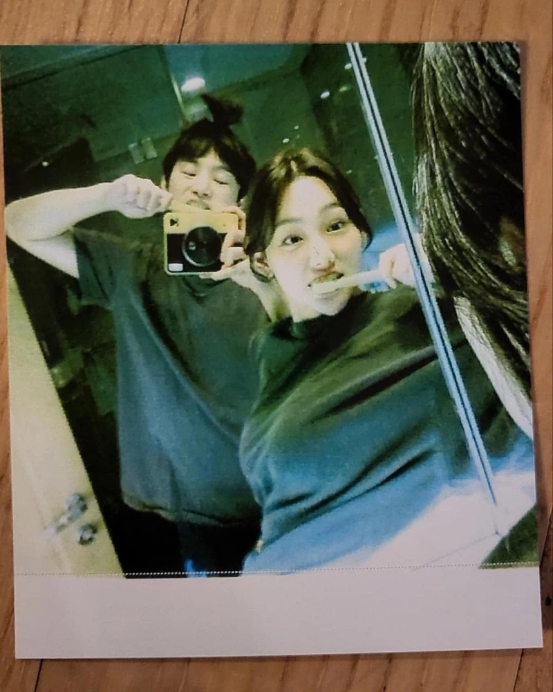 커플 사진 이렇게🤳 찍자📸 이미지1