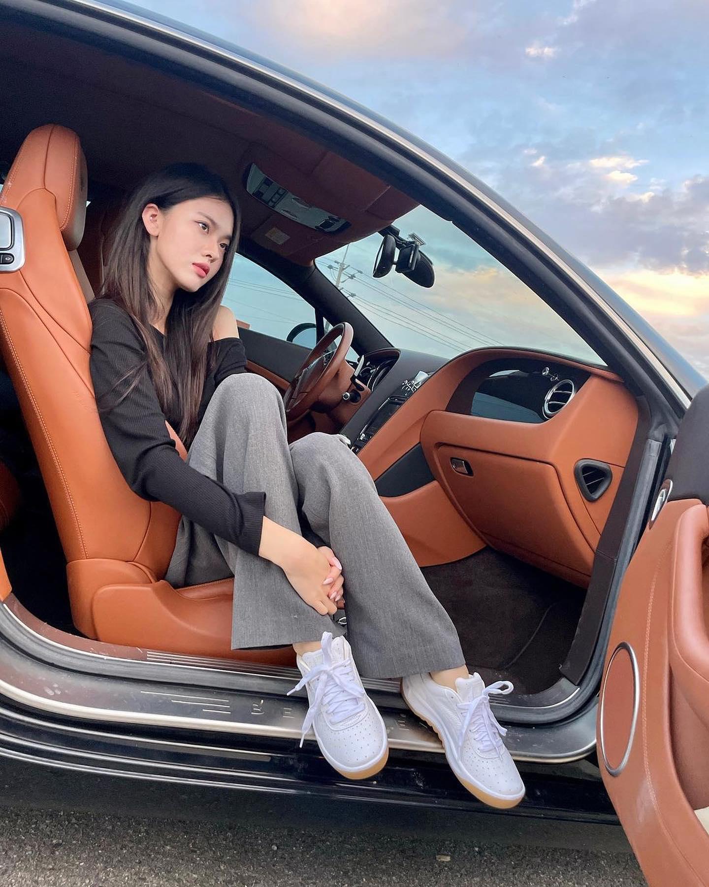 요즘 데일리 만능템🤍💙푸마 GV
가을 어느 코디든 다 예뻐👟💛 GV스페셜 @완성해 #광고 이미지6