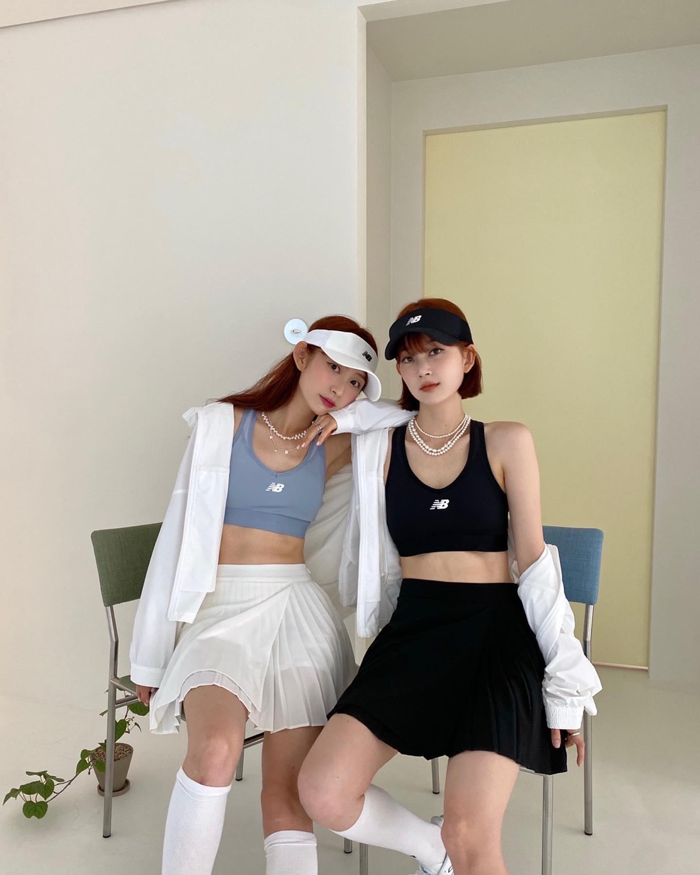 시밀러 테니스룩 @같이해?!🎾👗
테린이들아🤍🖤뉴발란스 입고 예쁘게 운동하자 #광고 이미지