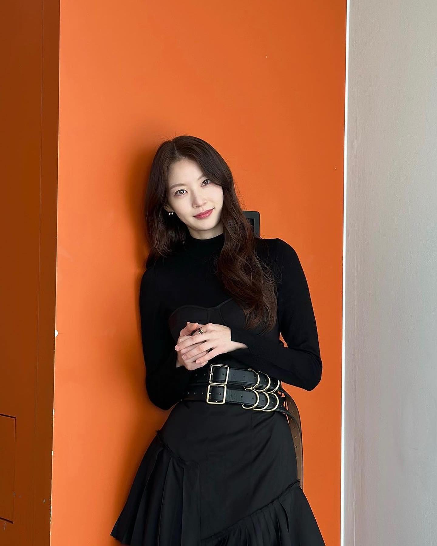 미모도 코디도 러블리💗🖤공승연 이미지