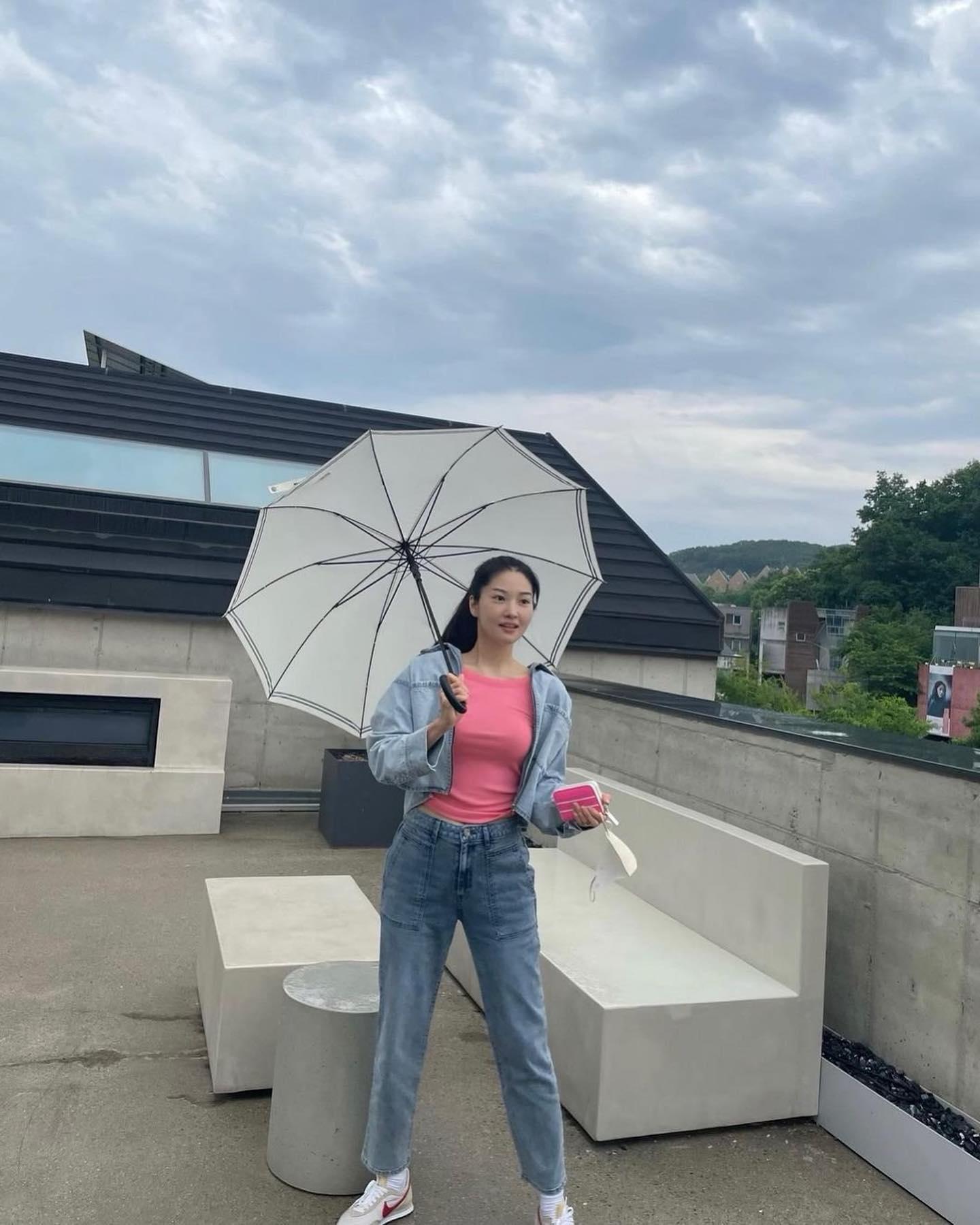 내일도 일단 우산 챙기기☔️☑️ 이미지5