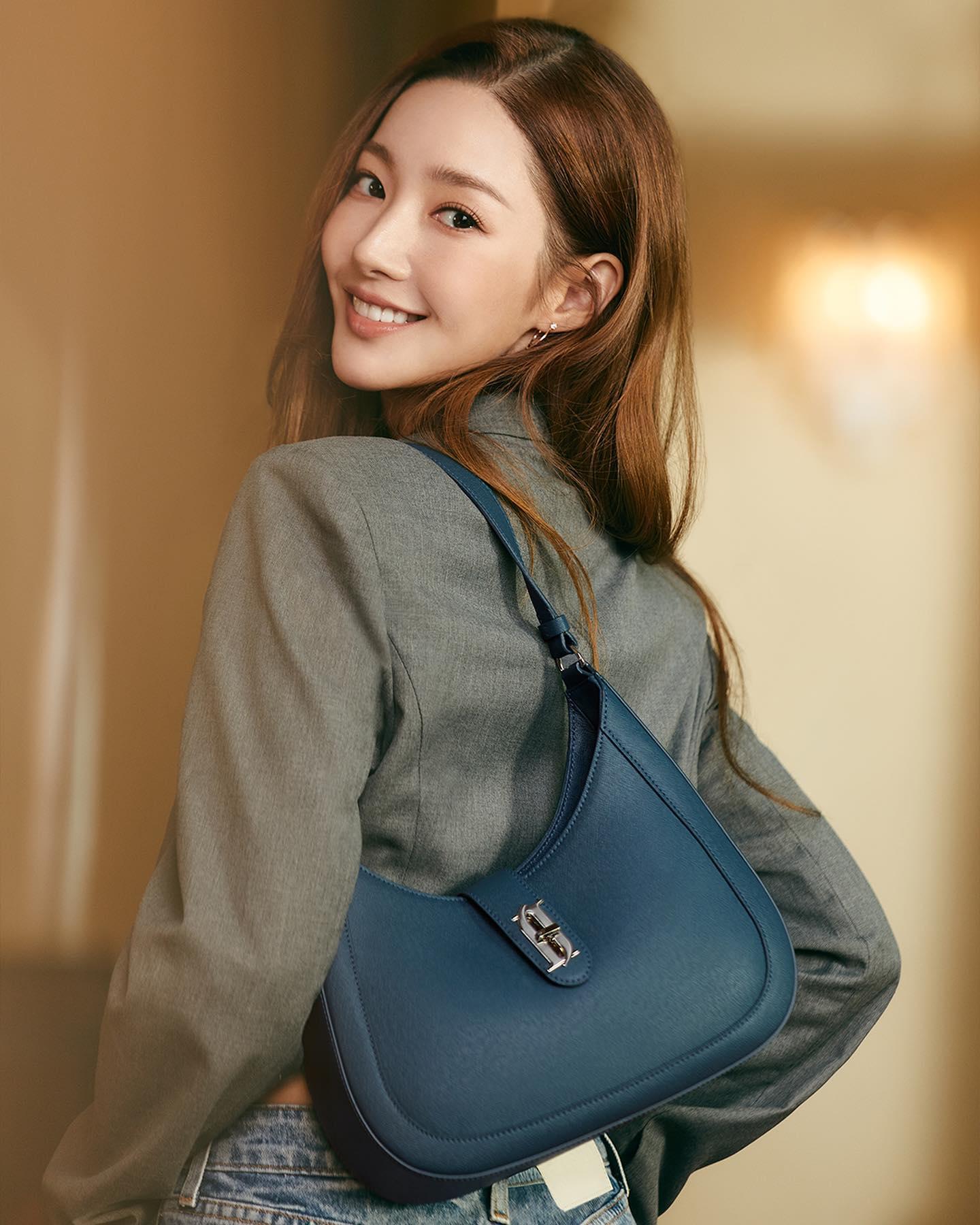 너무 예쁜 민영언니의 일주일💖💗
제이에스티나 x 가을 데일리백🍁👜@너무예뻐 #광고 이미지