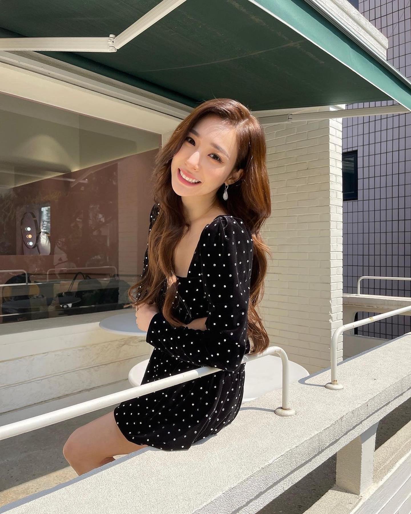 고급진 여성미🖤🤍티파니 일상룩 이미지6