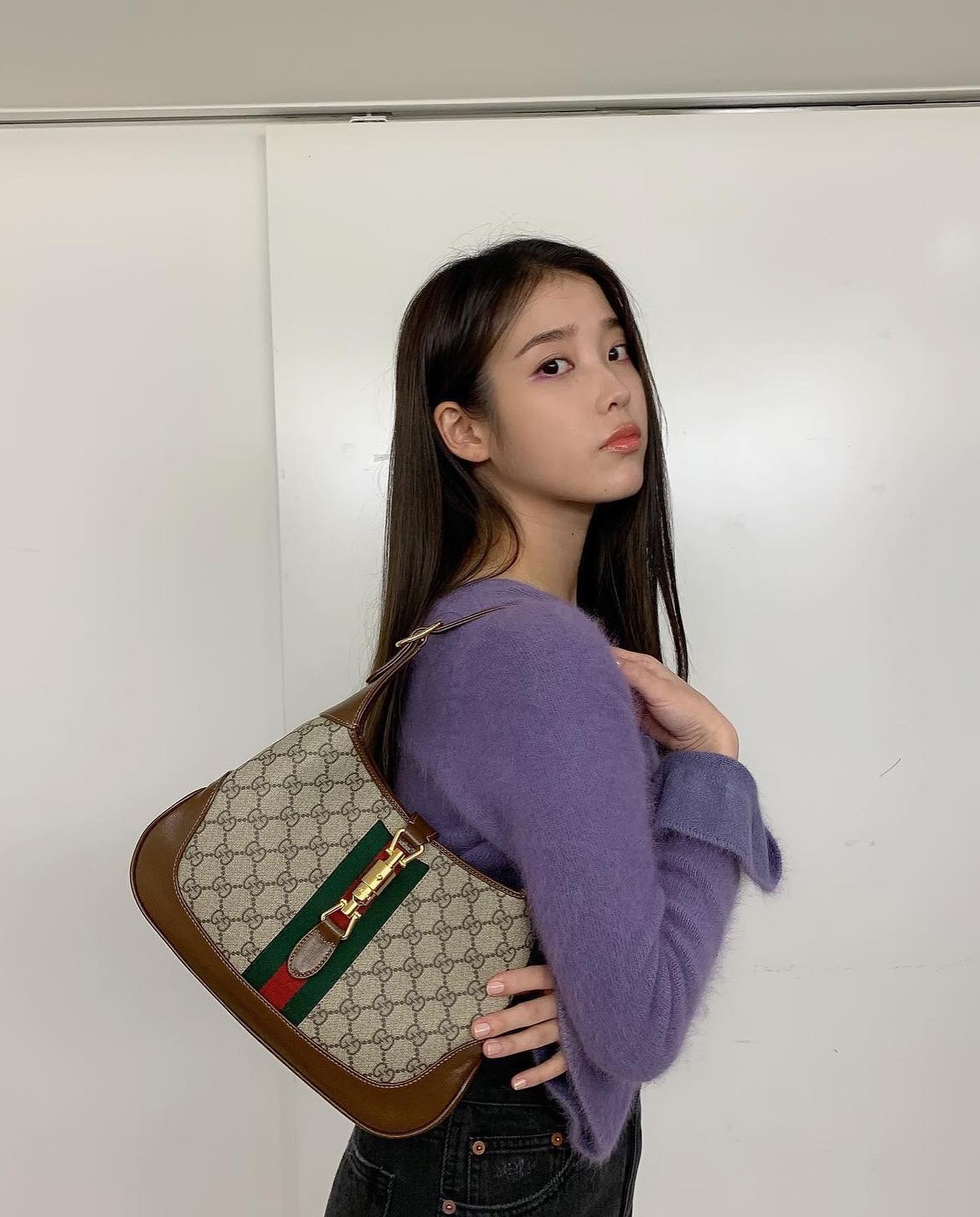 지은언니와 구찌백 조합👜🤎 이미지