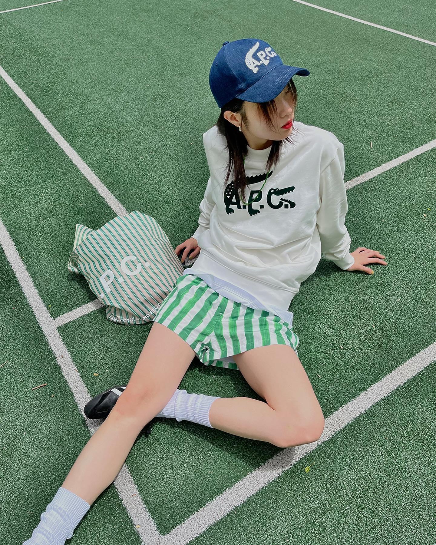 요즘 핫한 콜라보 @악페쎄
A.P.C. x 라코스테 인터랙션 컬렉션💚 #광고 이미지