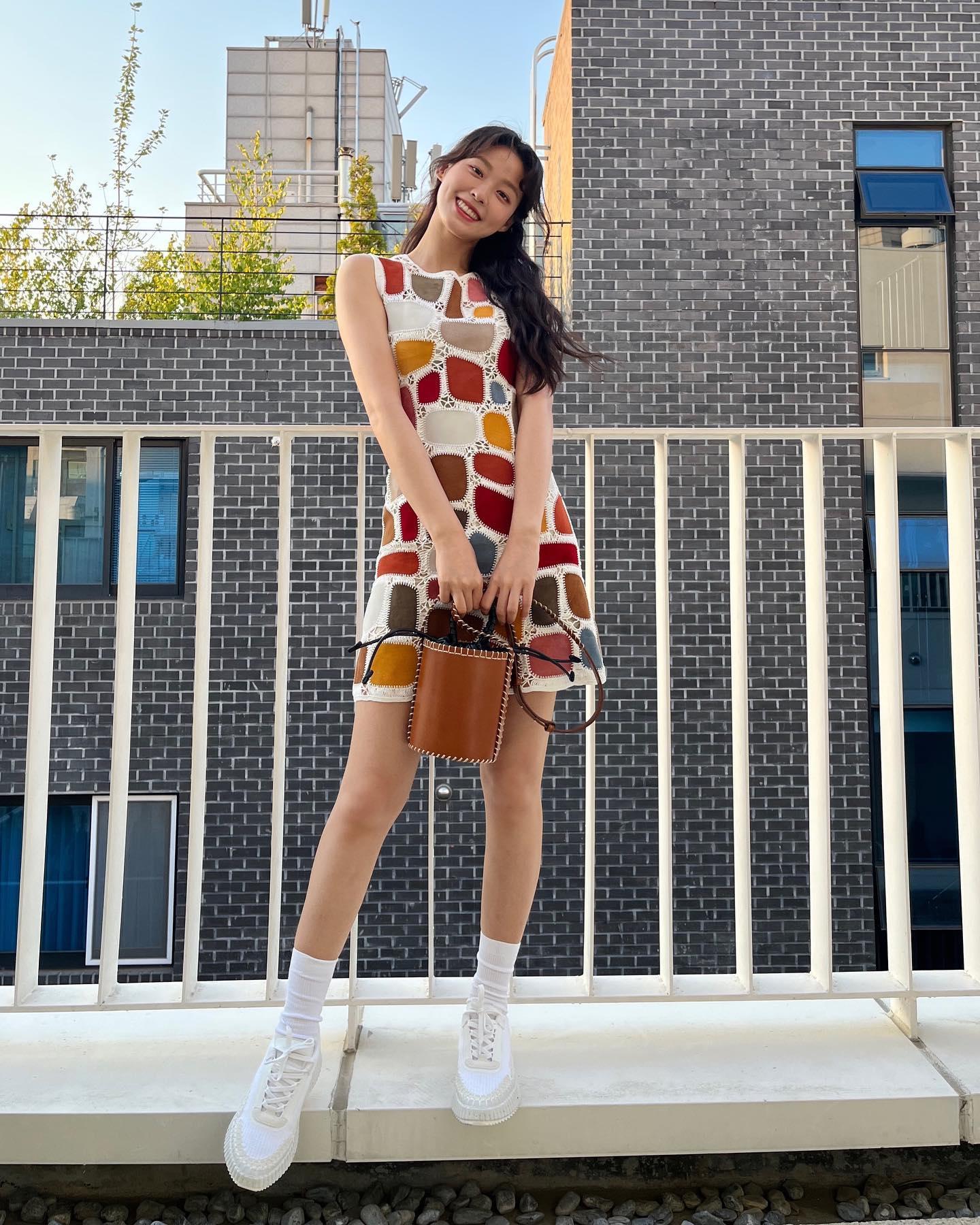 언니들 여름 스니커즈룩🤍끌로에
지속 가능 패션🍀💛나마 스니커즈 + 루엘라백 #광고 이미지