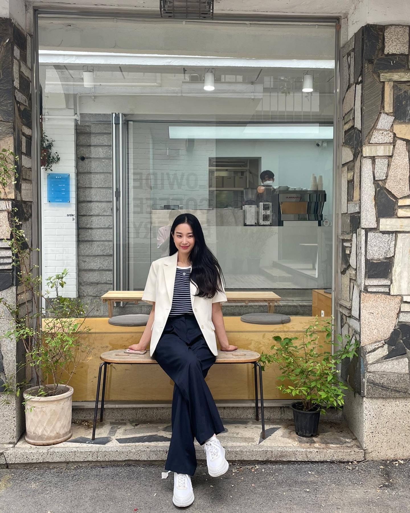 언니들 여름 스니커즈룩🤍끌로에
지속 가능 패션🍀💛나마 스니커즈 + 루엘라백 #광고 이미지3