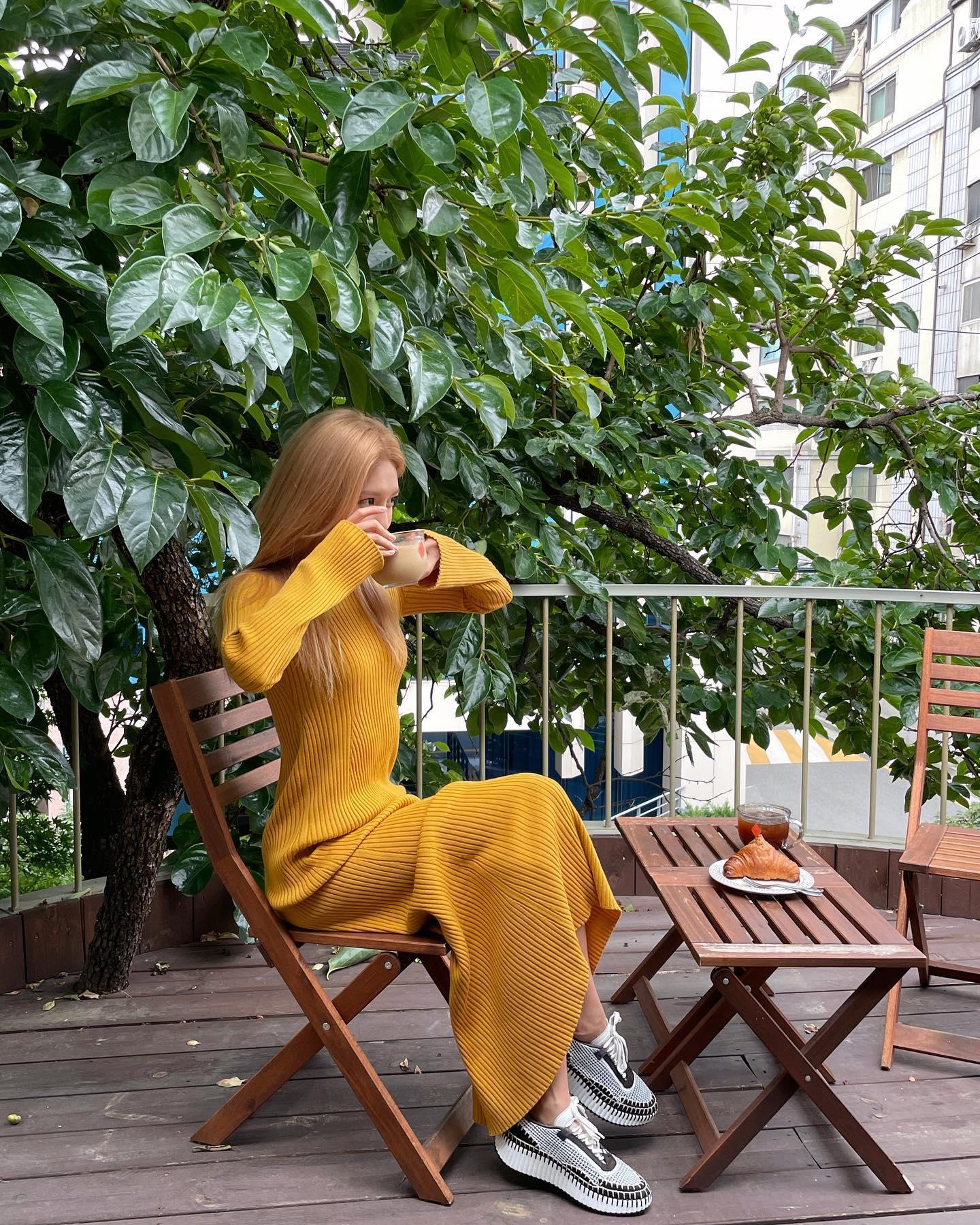 언니들 여름 스니커즈룩🤍끌로에
지속 가능 패션🍀💛나마 스니커즈 + 루엘라백 #광고 이미지7