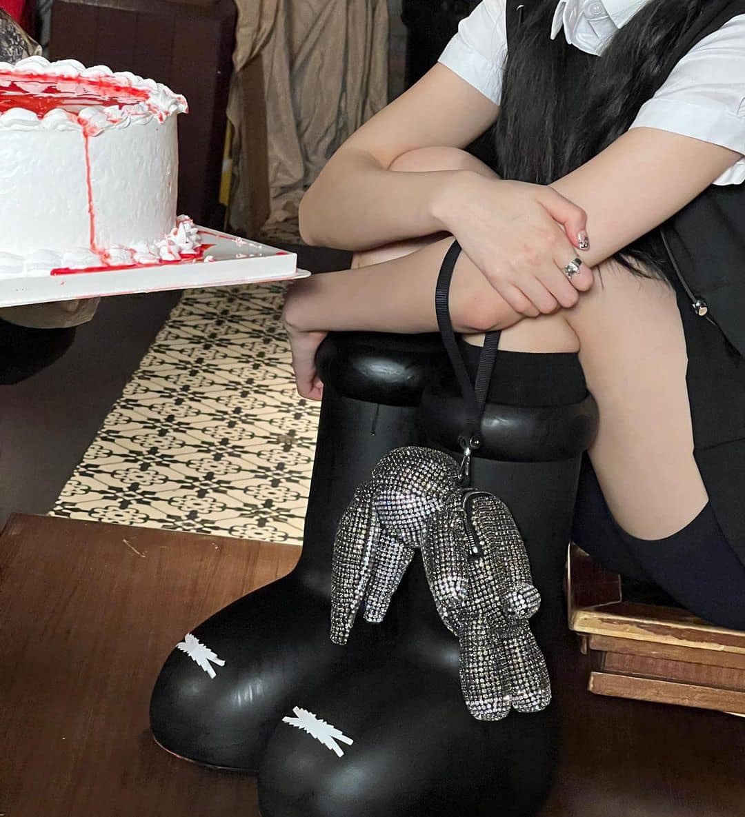 르세라핌 버전 미스치프 부츠🖤🥊​ 이미지