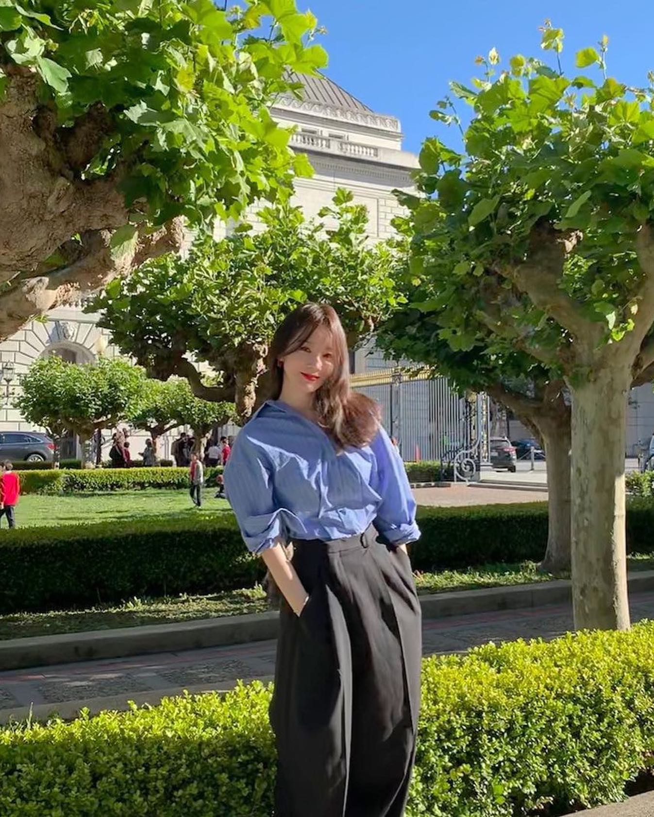 청량한 블루 스트라이프 셔츠💙🦓 이미지