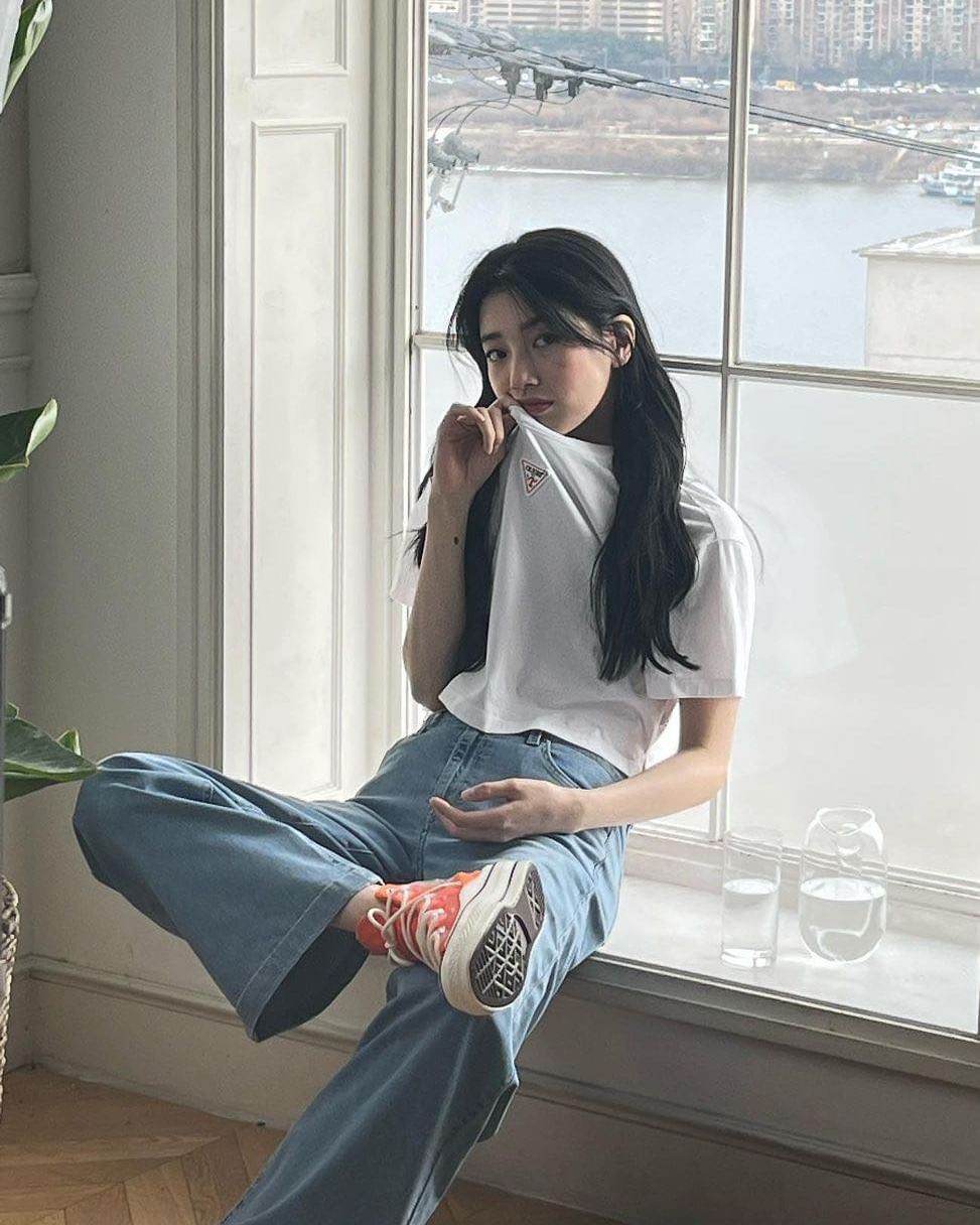 예쁜 반팔티 하나🤍🧡미리 준비해 이미지