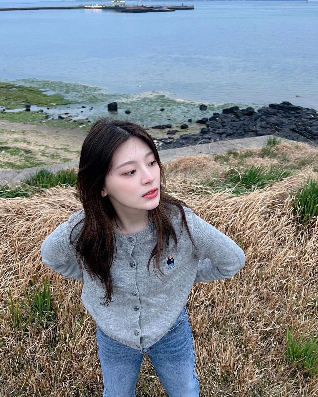스몰 로고 가디건으로 포인트🫰✨​ 이미지6
