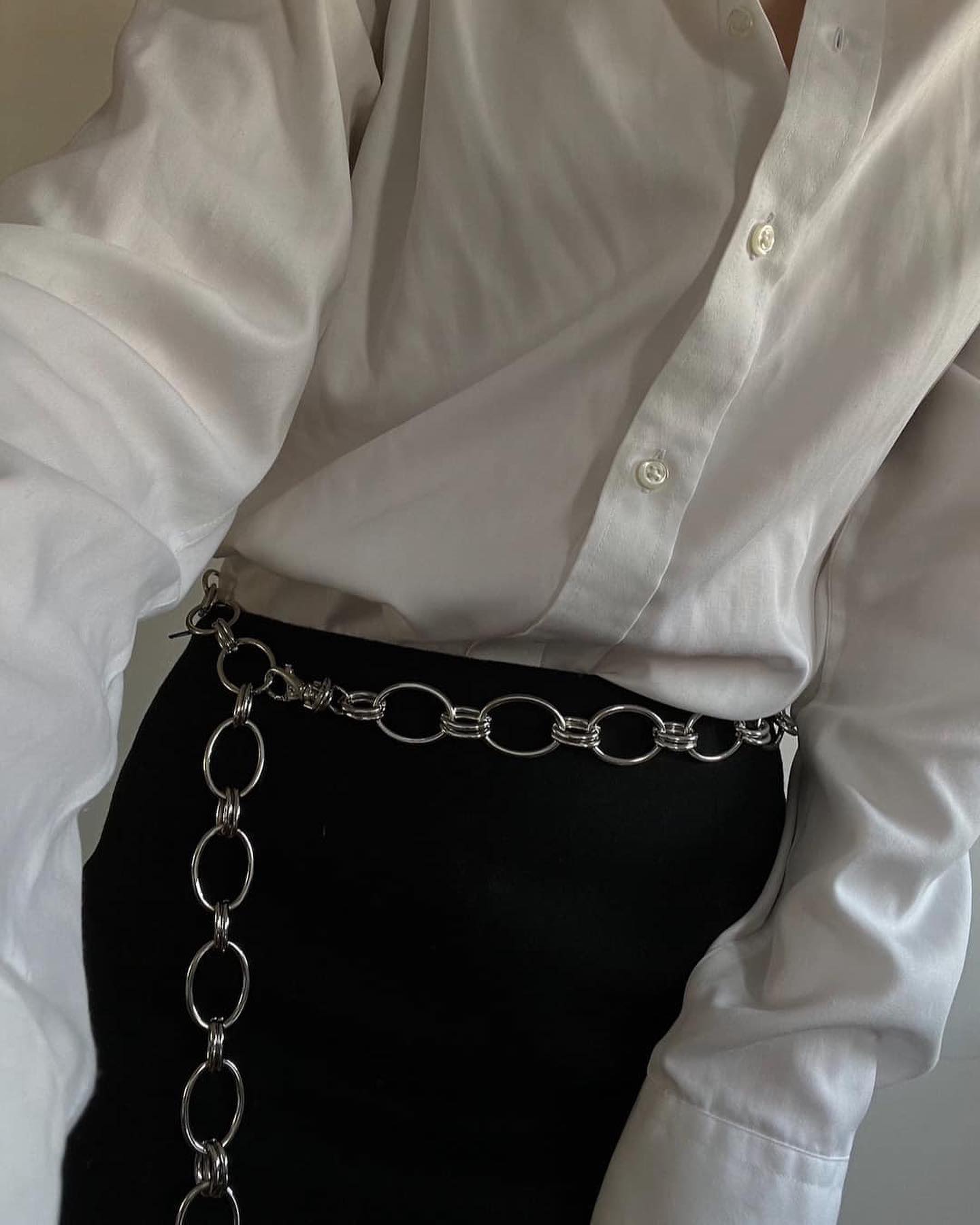 체인벨트로 허리에 포인트해⛓️💫 이미지5