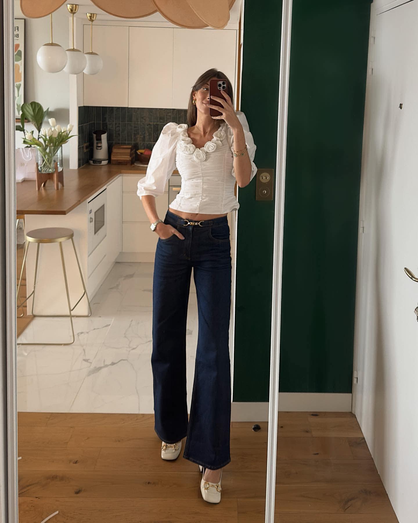 로맨틱한 블라우스룩🤍🩷 이미지