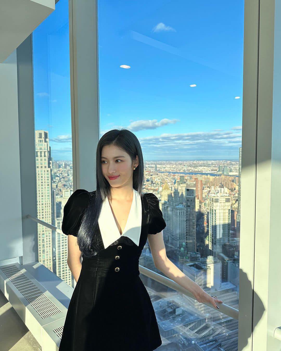 요정 그 자체🧚🏻♀️@사나🖤 이미지