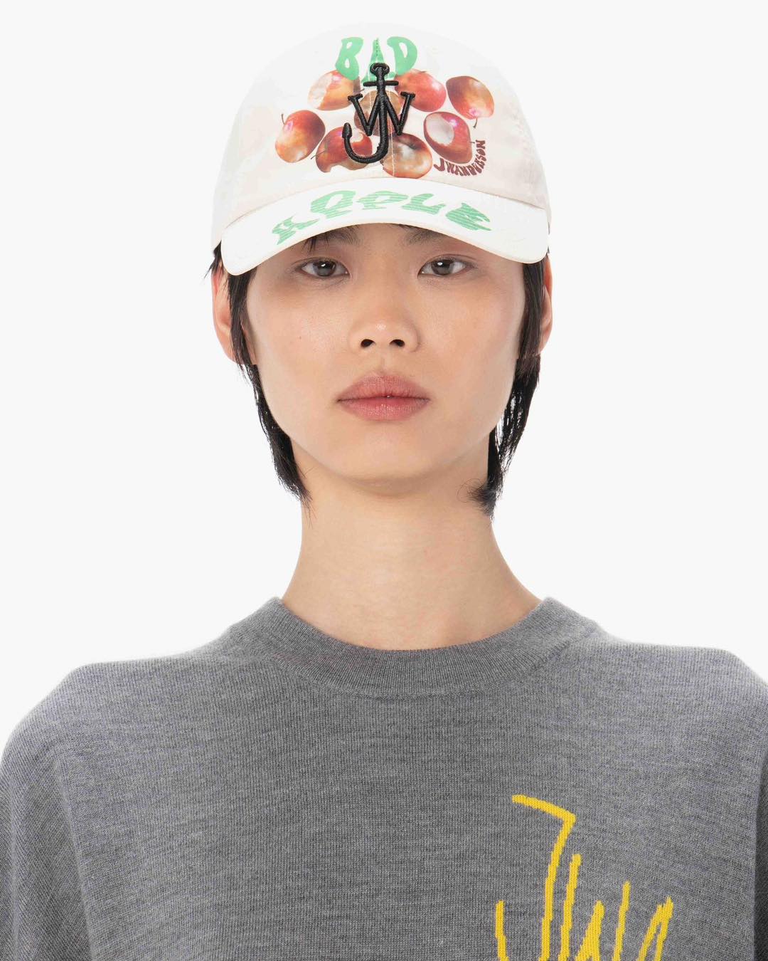 JW앤더슨 캡엔 사과향이 나🍎🧢 이미지