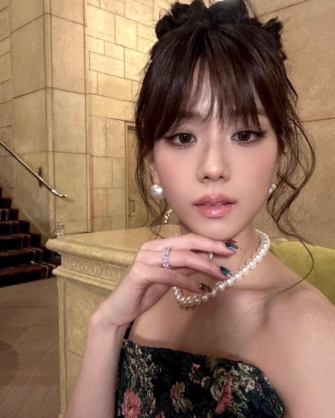 지수의 솔로활동 비주얼💐🖤​ 이미지