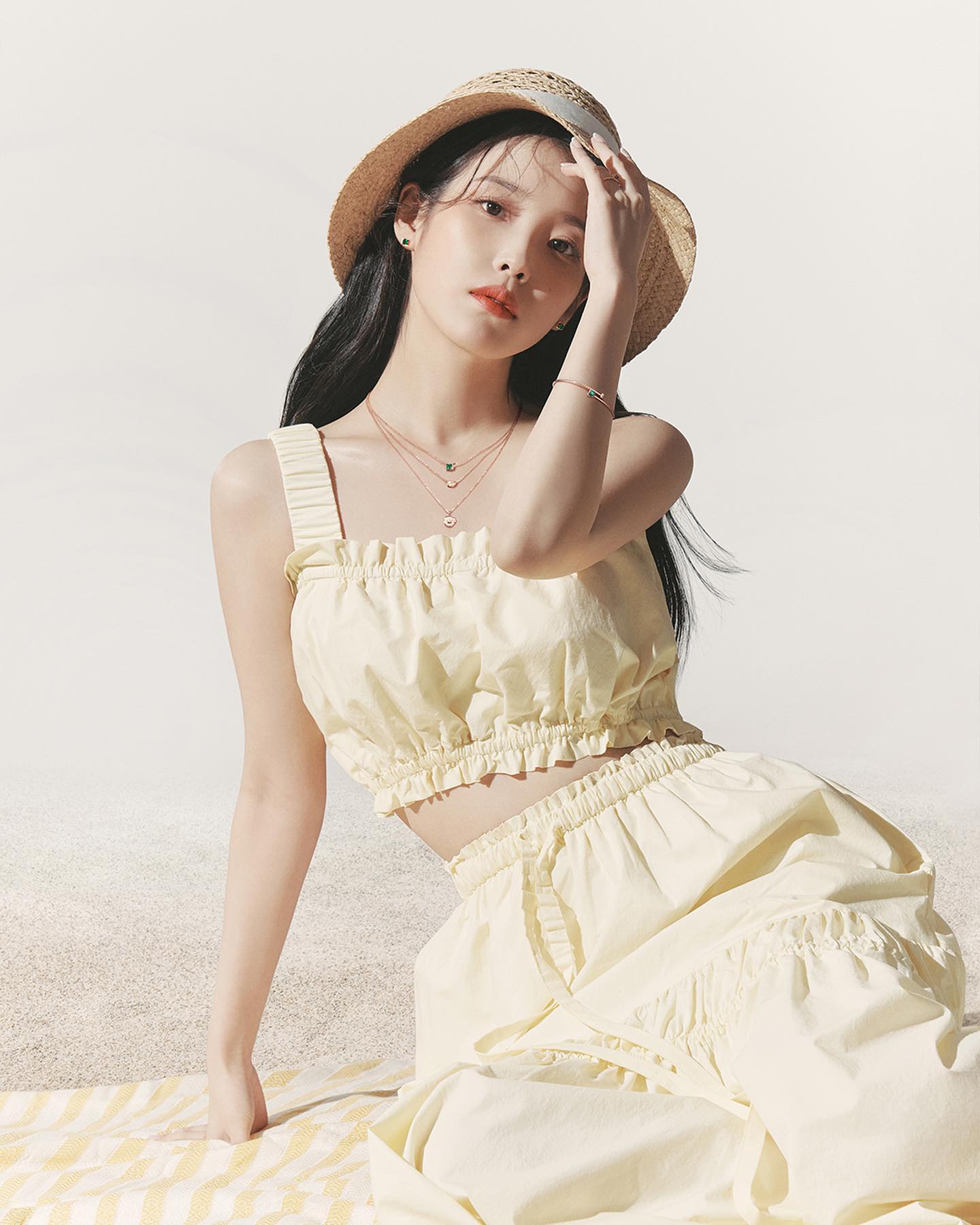 제이에스티나 아이유💍💕믿고 가
영원한 사랑 담은 주얼리로 올여름💛🤍럭셔리 @어때 #광고 이미지