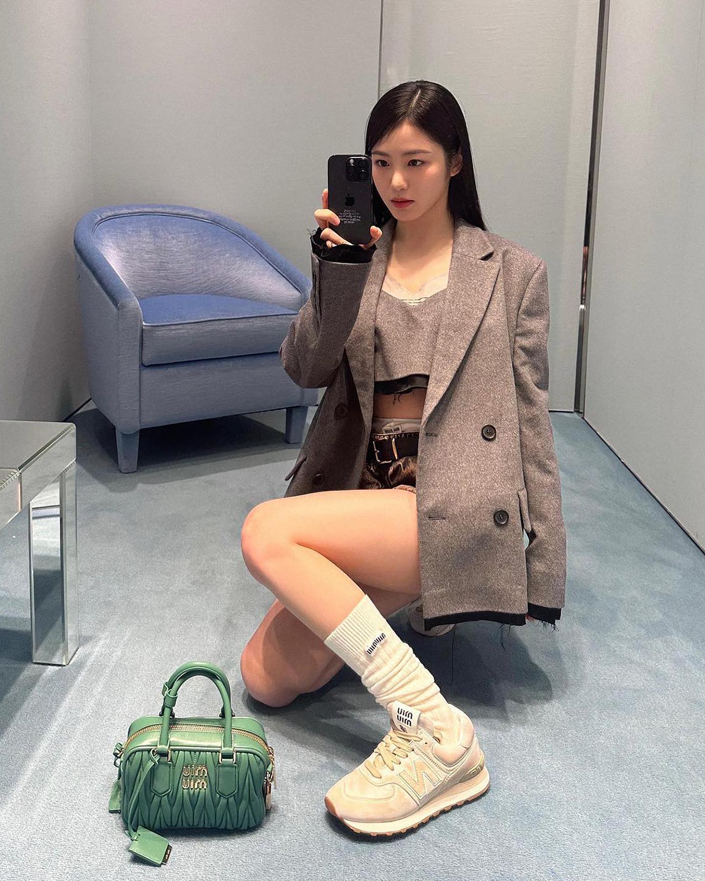 요즘 언니들 필수템🤍🤎뉴발574 이미지