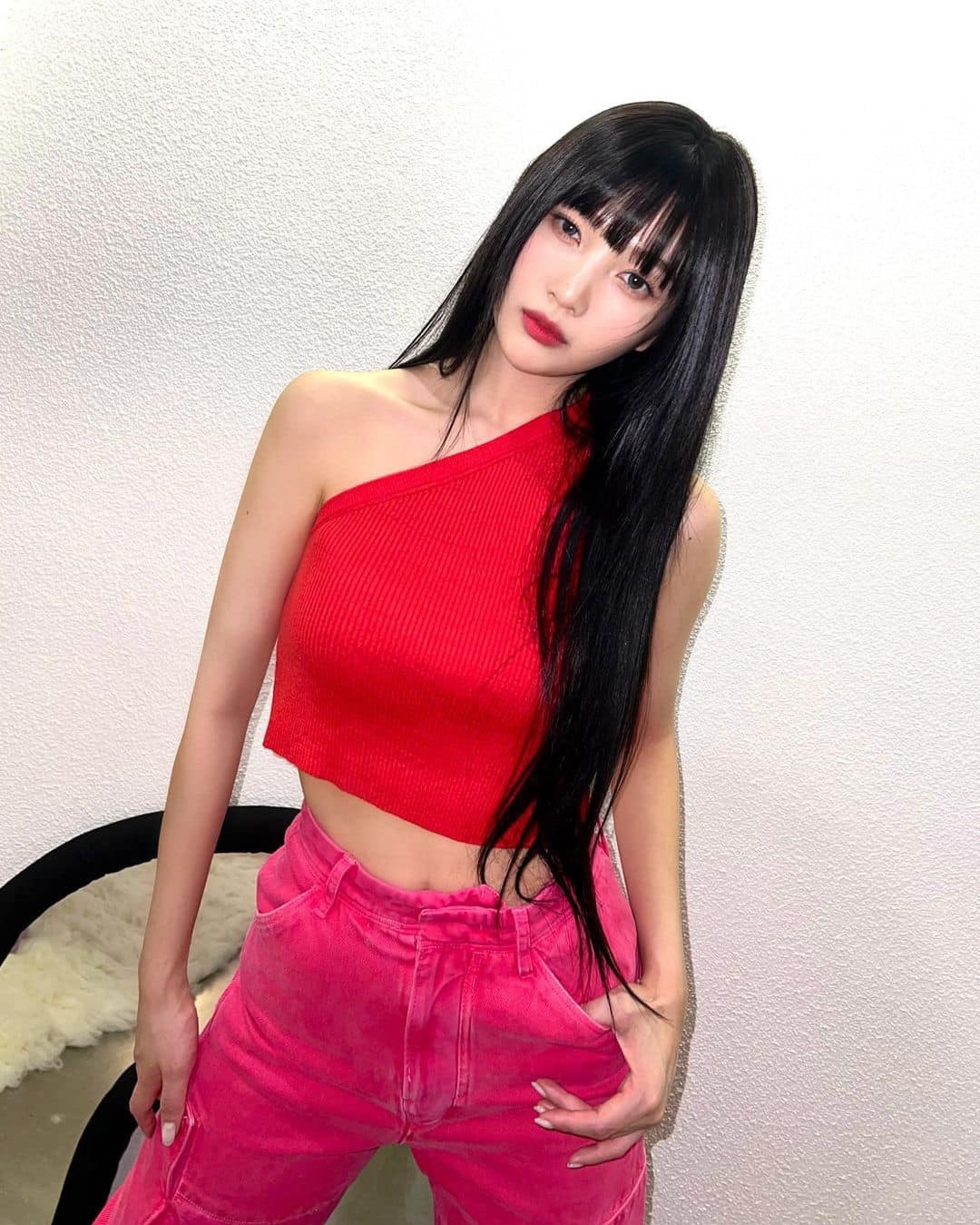 풀뱅+흑발+긴머리=💯점🖤 이미지