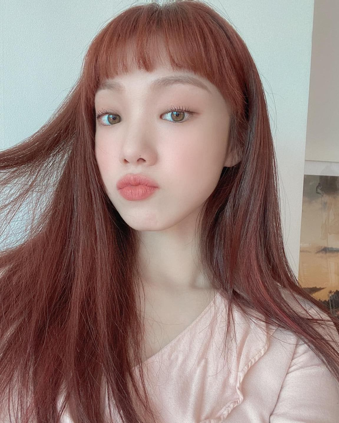 짧은 앞머리✂️ 너무 귀여워💖 이미지