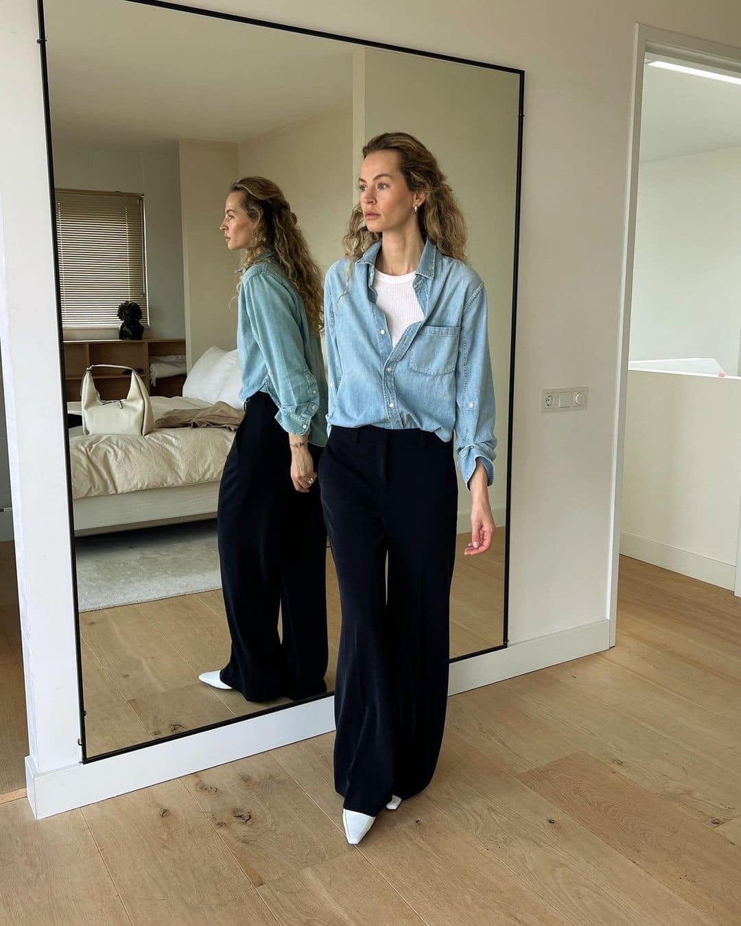 데님 셔츠가 유행이래👖📸 이미지