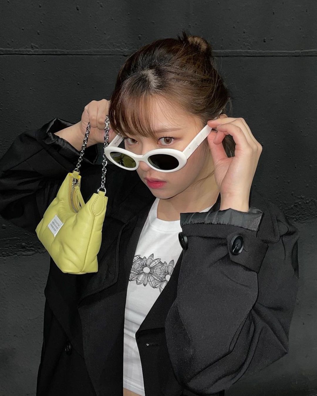 젠몬마르지엘라 셀럽 착용샷😎🖤​ 이미지5