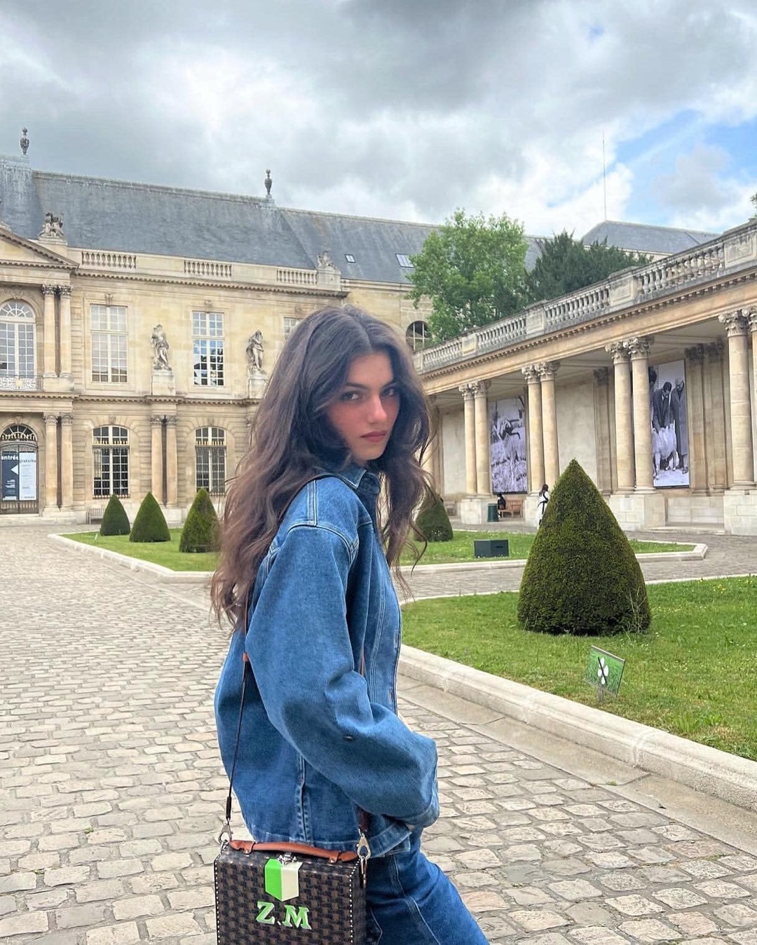 매년 꺼내입는 청자켓💙🦋 이미지