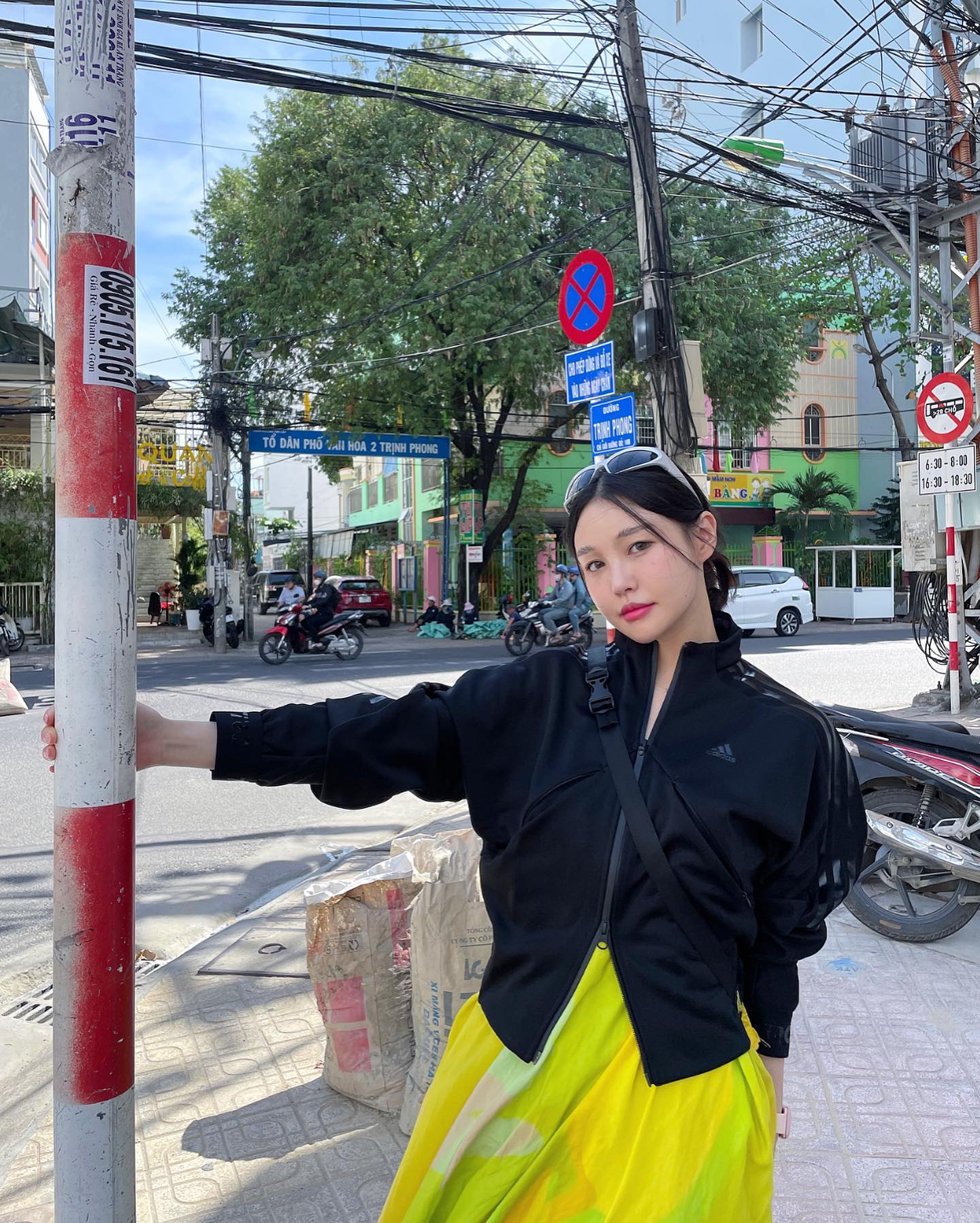 정호연 삼선 셋업🖤🤍@따라할래
아디다스 스포츠웨어 TIRO 트랙수트🏃🏻‍♀️🔥미리 준비해놔 #광고 이미지7