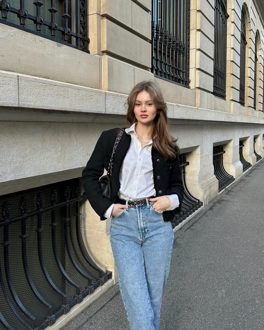 요즘 트위드는 다 크롭이야✂️ 이미지