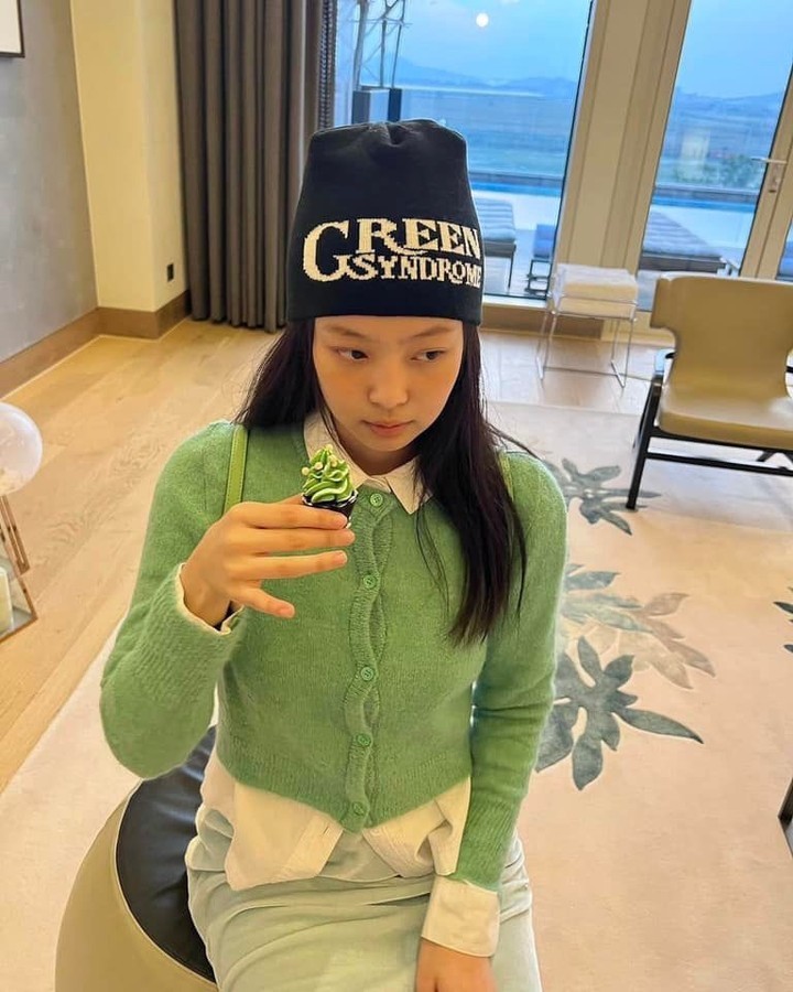 가벼운 가디건 준비하기💚​ 이미지