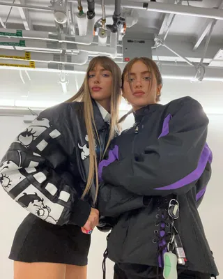 진정한 트윈룩👯♀️ 시미헤이즈💓 이미지