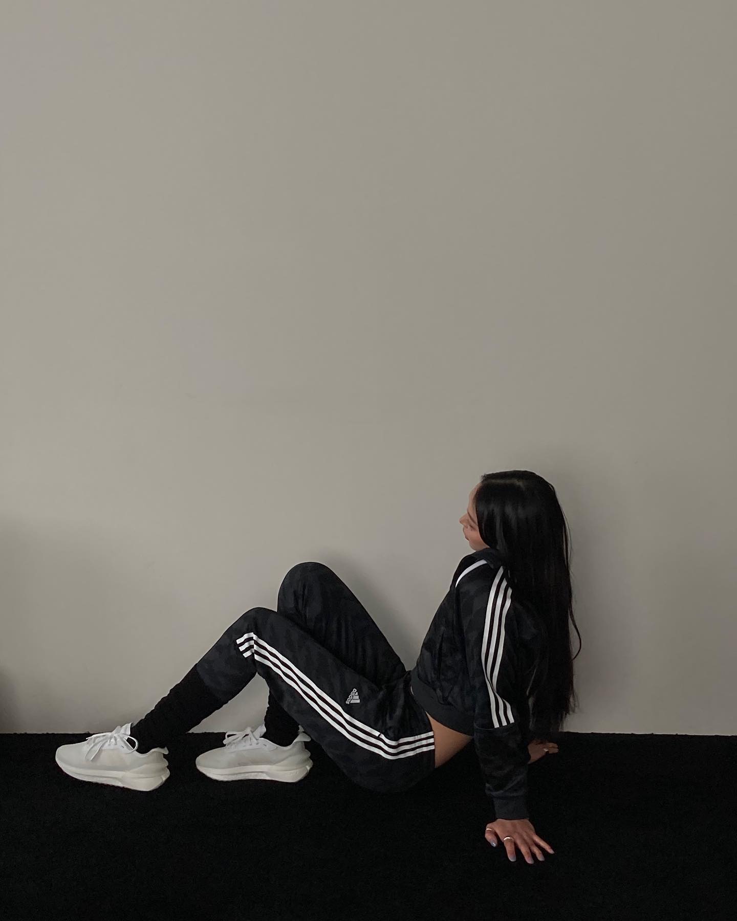 정호연 삼선 셋업🖤🤍@따라할래
아디다스 스포츠웨어 TIRO 트랙수트🏃🏻‍♀️🔥미리 준비해놔 #광고 이미지3