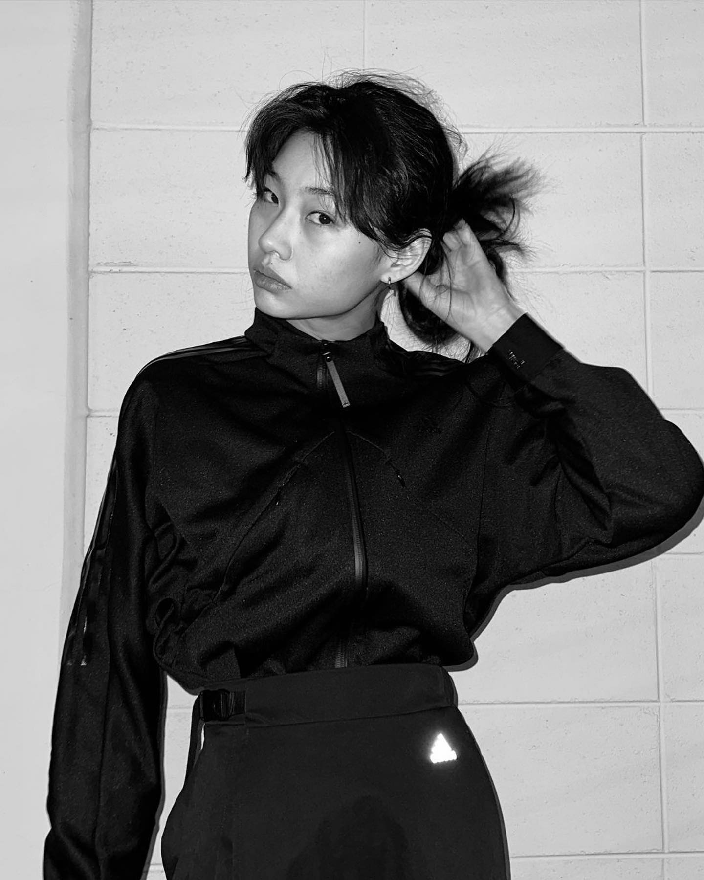 정호연 삼선 셋업🖤🤍@따라할래
아디다스 스포츠웨어 TIRO 트랙수트🏃🏻‍♀️🔥미리 준비해놔 #광고 이미지