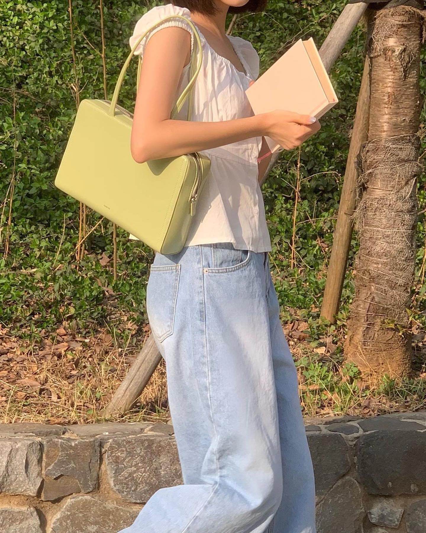 보부상 숄더💚🤍포스트백 미디움 이미지9