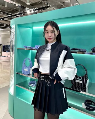 부산에 상륙한 인스턴트펑크💚🛳️
힙한 MZ들의 센텀시티 필수 방문코스🌊🤎@가봐야해 #광고 이미지
