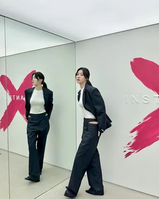 요즘 포토존 핫플❤️🔥🤍압구정인펑 이미지