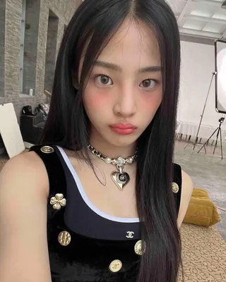샤넬 뉴 앰배서더🖤뉴진스 민지 이미지