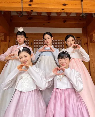 설날 맞이 @한복의 매력🙇♀️🌷 이미지