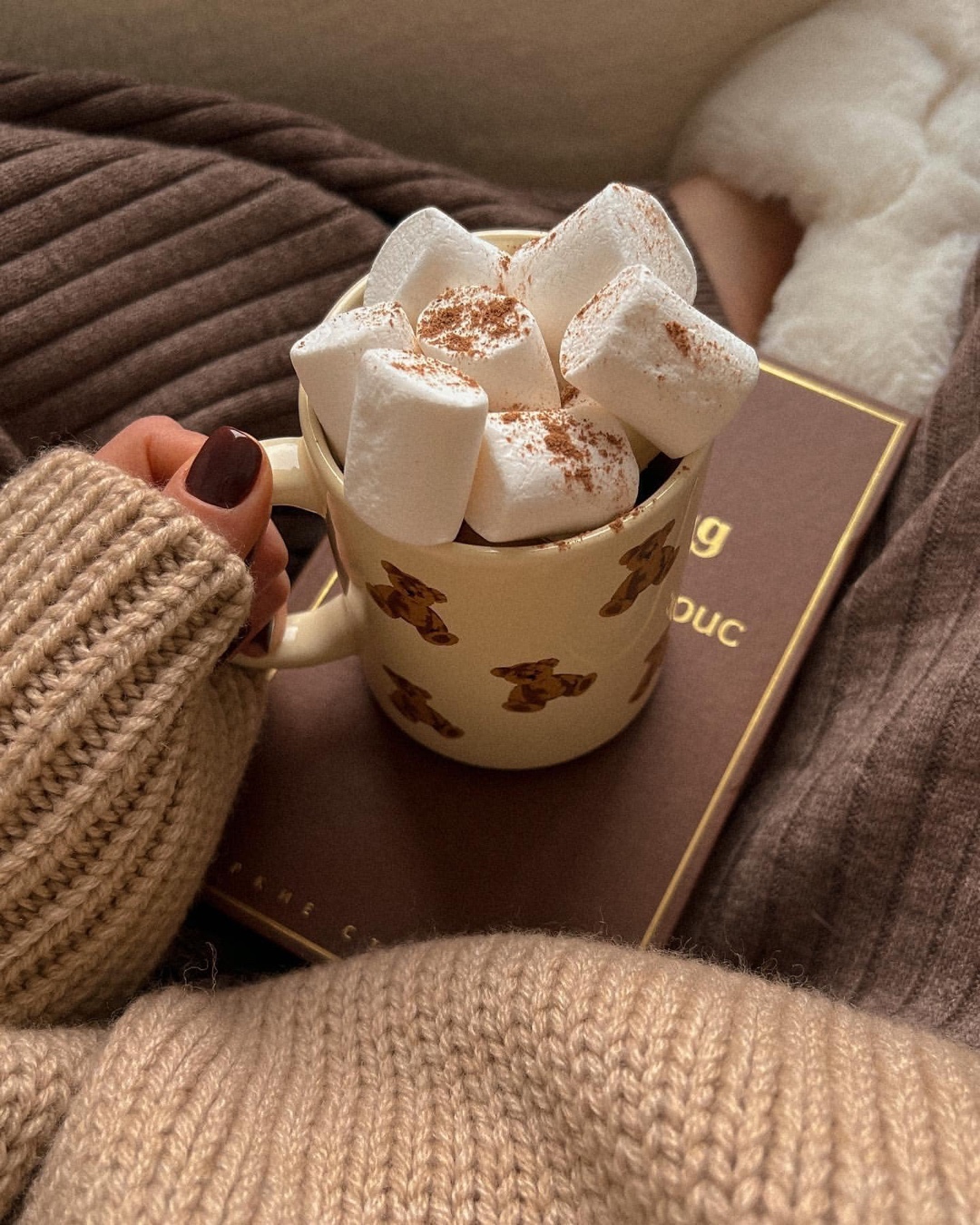 연휴엔 따뜻한 마시멜로 핫초코☕​ 이미지