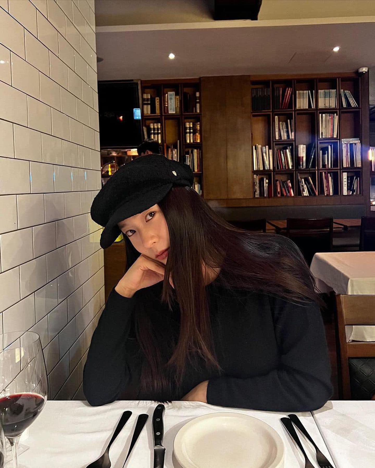 클스의 데일리룩 분위기🖤💎 이미지