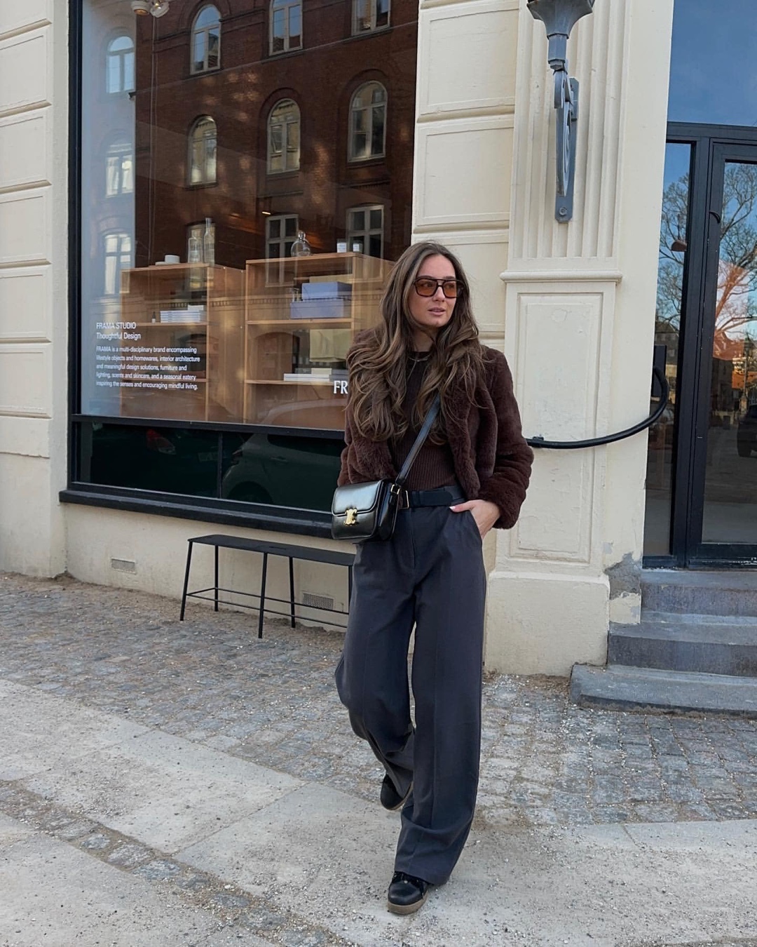 언니들처럼 슬랙스로 멋있게🖤 이미지