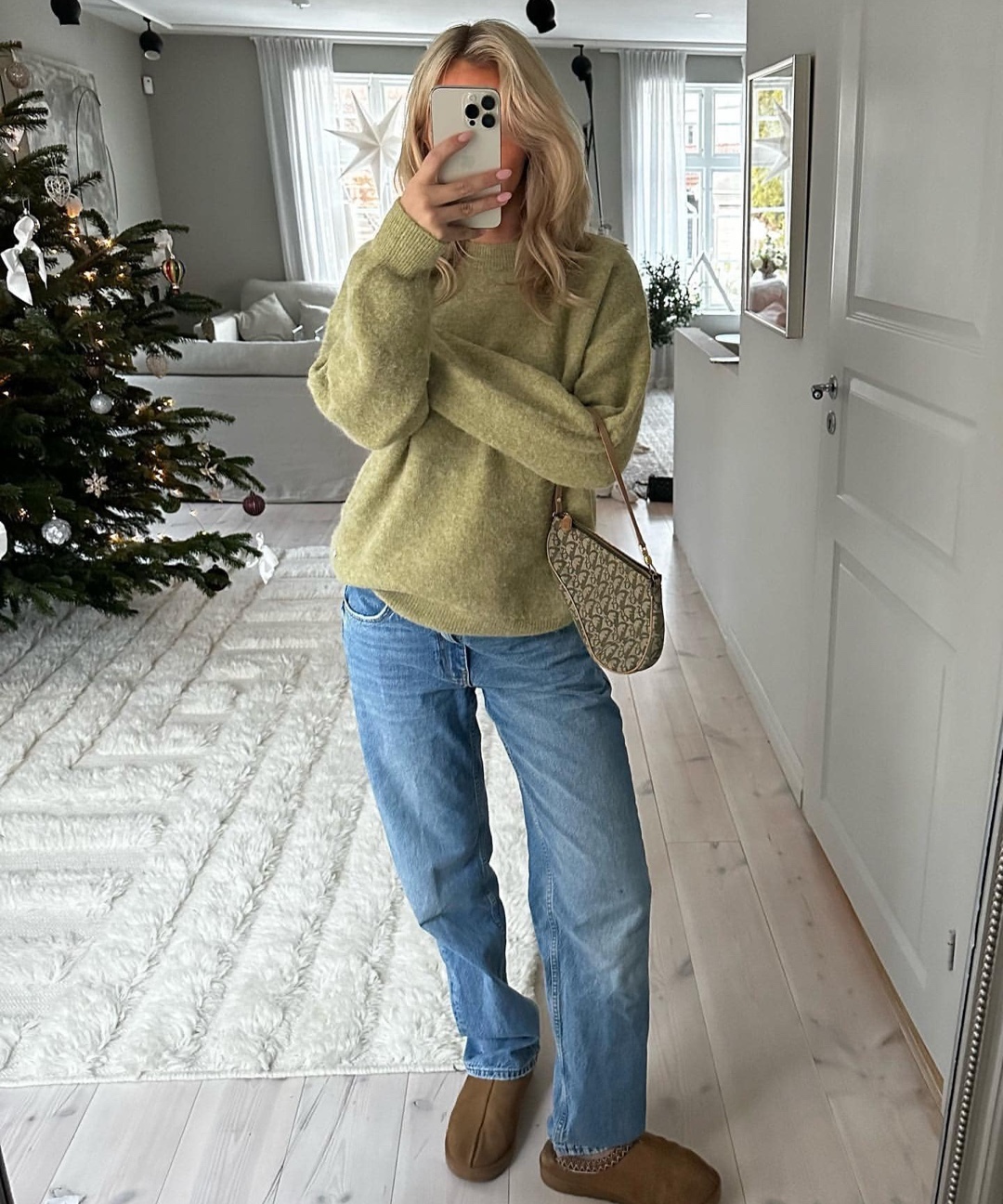 니트에는 일자핏 데님이 찰떡👖🧶 이미지