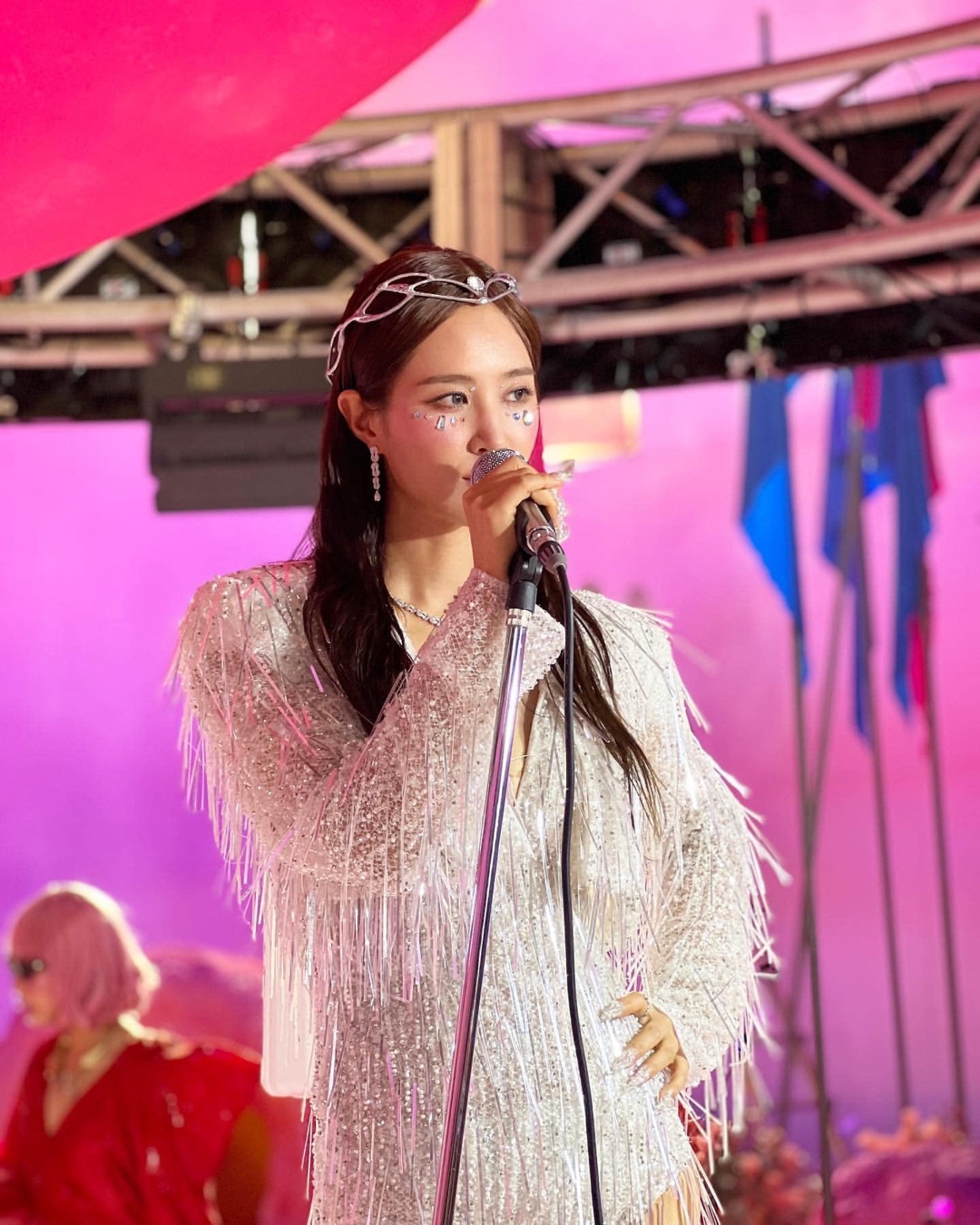 올해 연말메이크업은 @요렇게💎 이미지