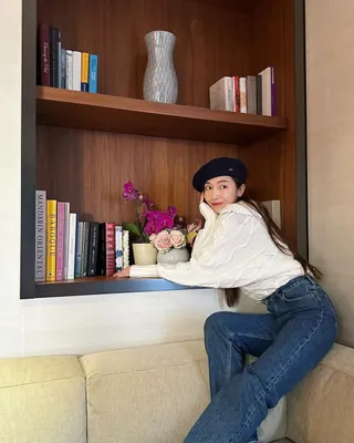 포근한 화이트 니트☁️ @요렇게🤍 이미지